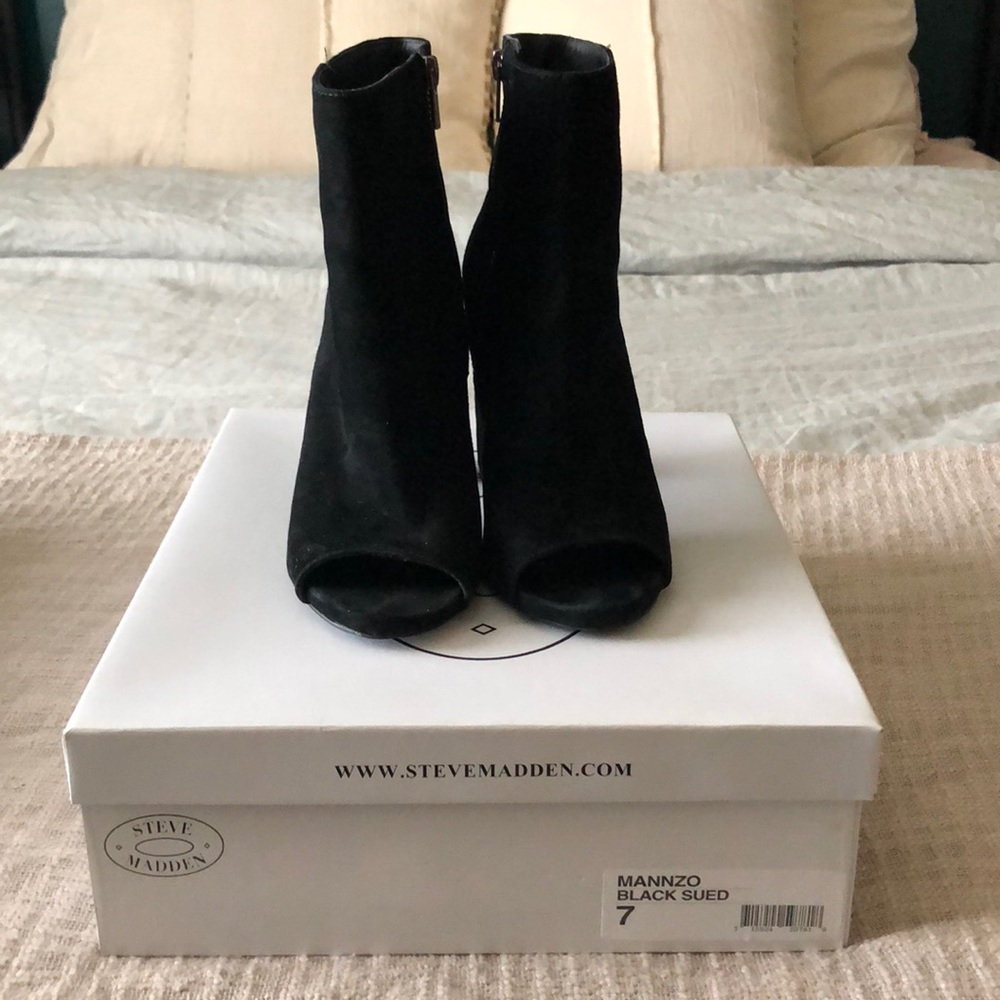 Steve Madden black open toe ankle boots